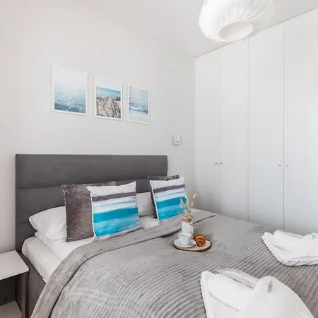 Polanki Aqua Baseny & By Renters Prestige 3* קולובז'ג